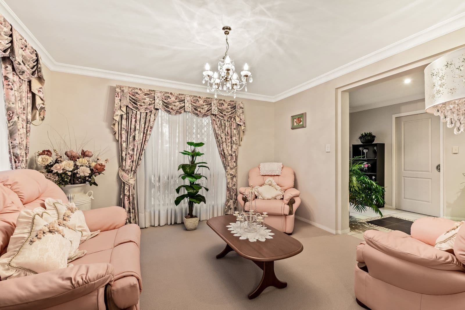 597 Hume Street, Kearneys Spring QLD 4350, Kearneys Spring - Thumbnail 2