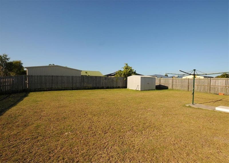 15  Wodalla Mews Drive, POINT VERNON QLD 4655, Point Vernon - Thumbnail 8