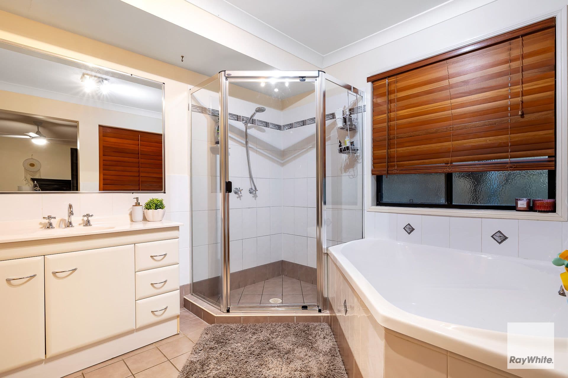 20 Syracuse Street, Redland Bay QLD 4165, Redland Bay - Thumbnail 6