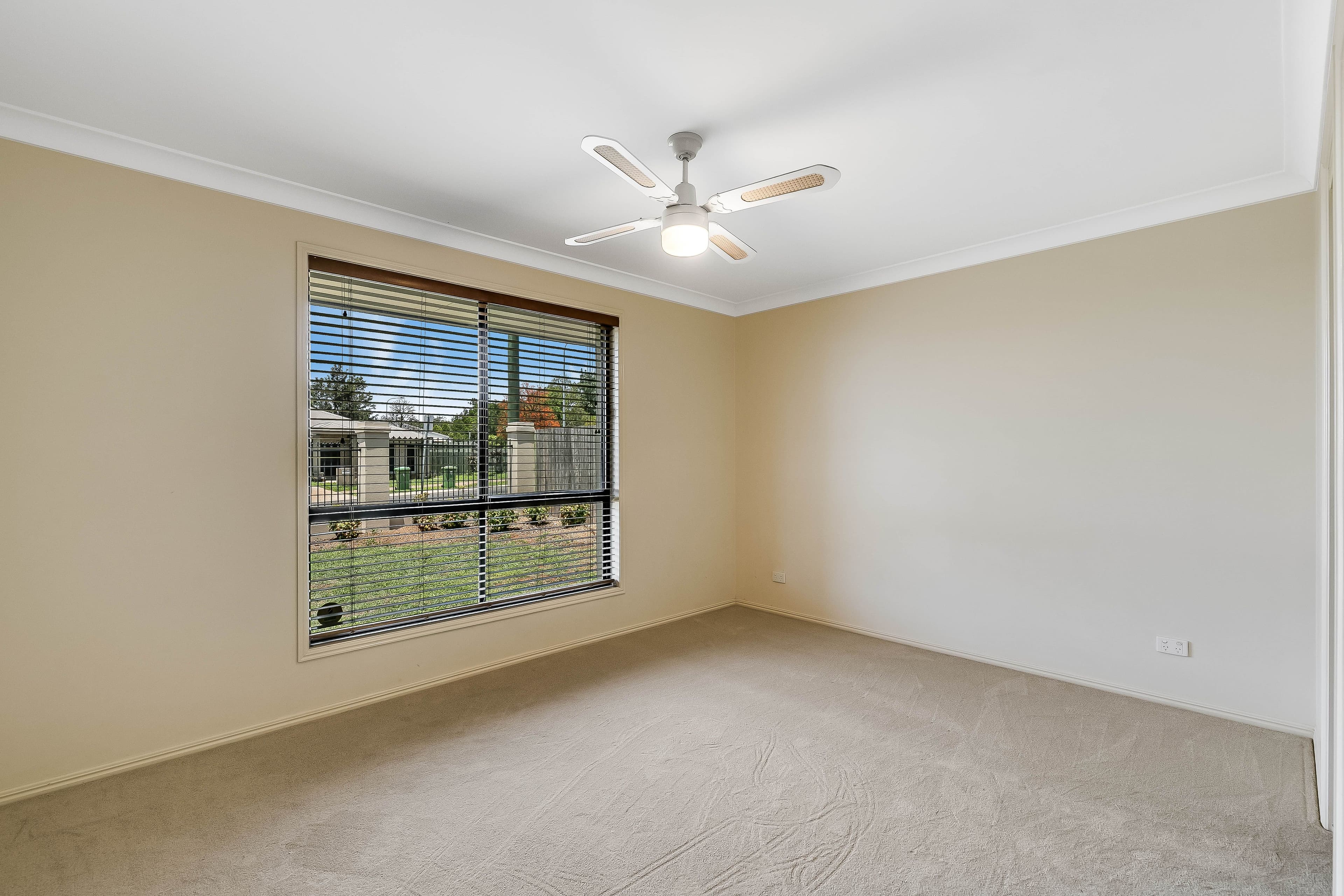 323 Ramsay Street, Middle Ridge QLD 4350, Middle Ridge - Thumbnail 4