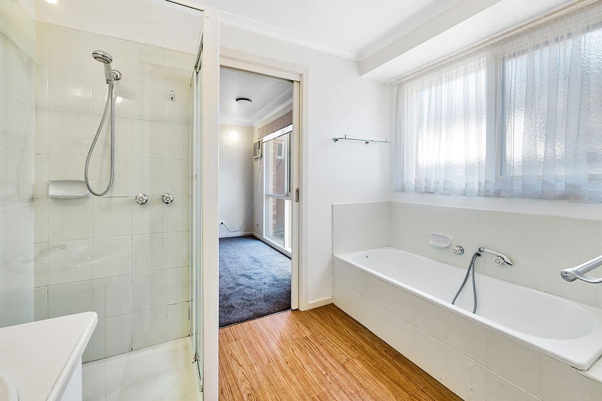 82 Hoysted Avenue, Cranbourne North VIC 3977, Cranbourne North - Thumbnail 7