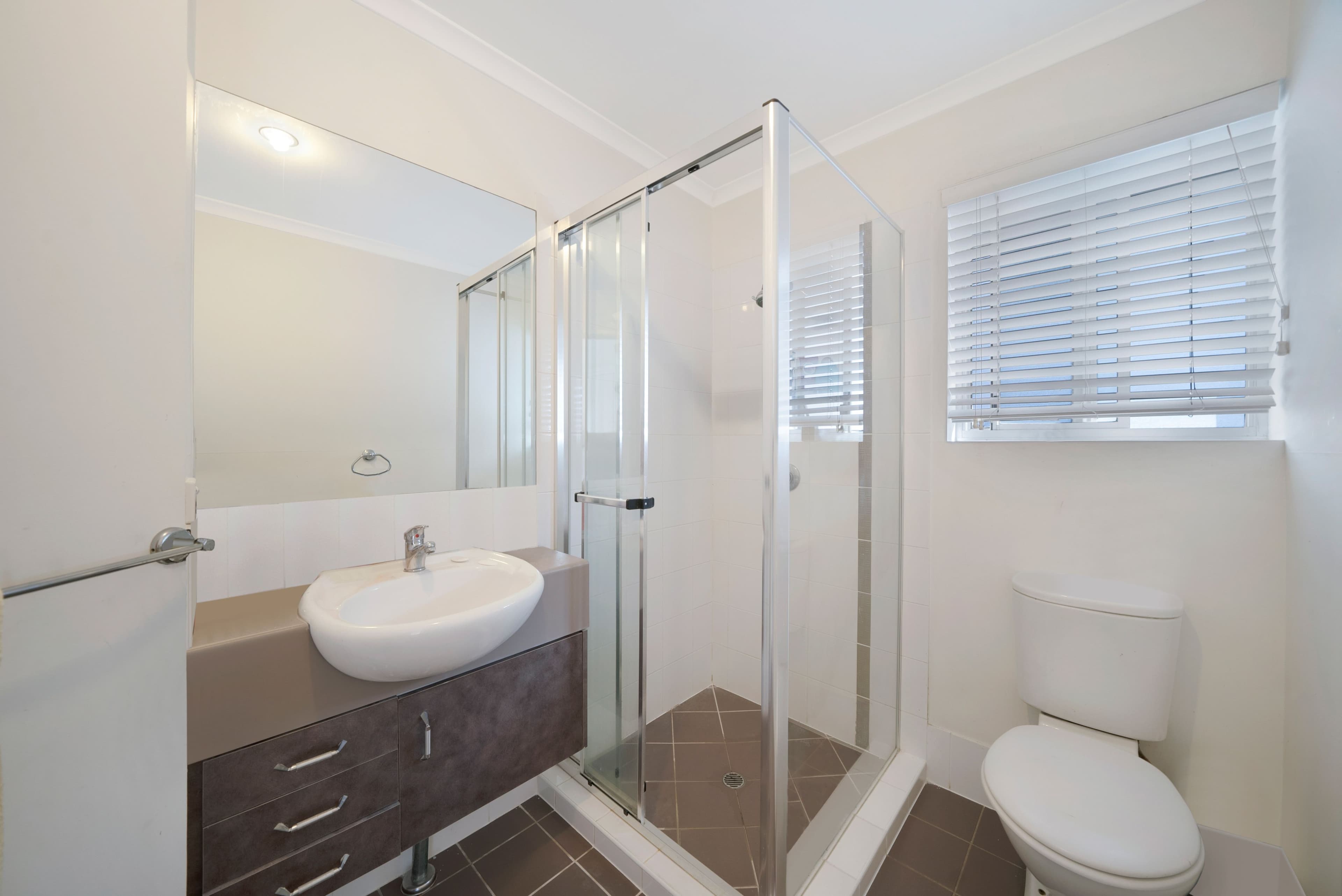 82 Oxley Avenue, Woody Point QLD 4019, Woody Point - Thumbnail 4