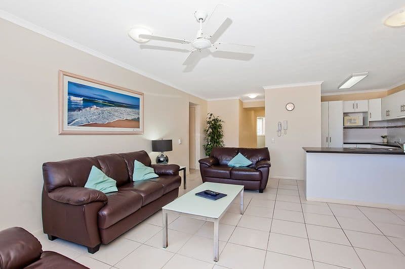 31 Teemangum Street, CURRUMBIN QLD 4223, Currumbin - Thumbnail 4