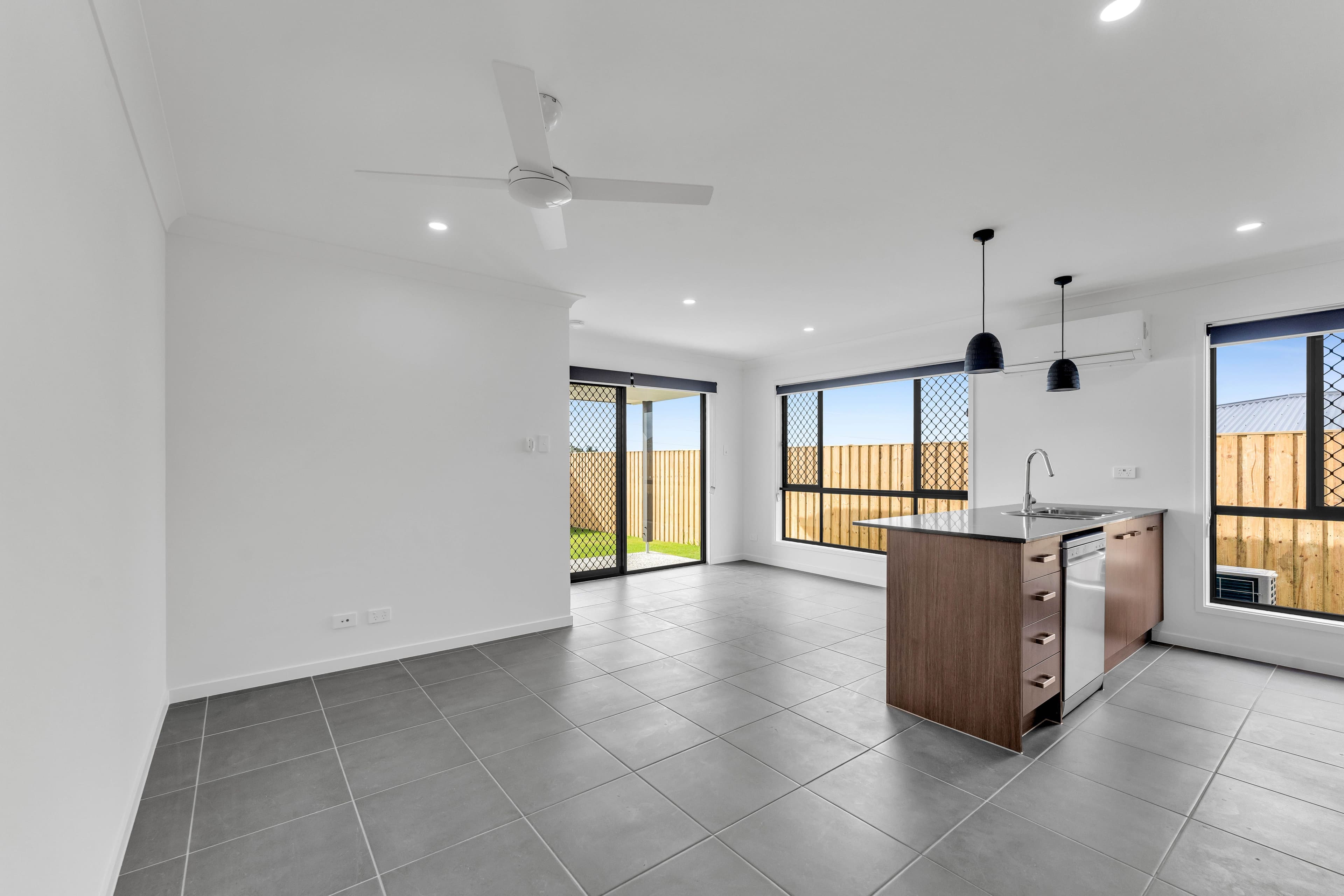 75 Tahoe Street, Logan Reserve QLD 4133, Logan Reserve - Thumbnail 4
