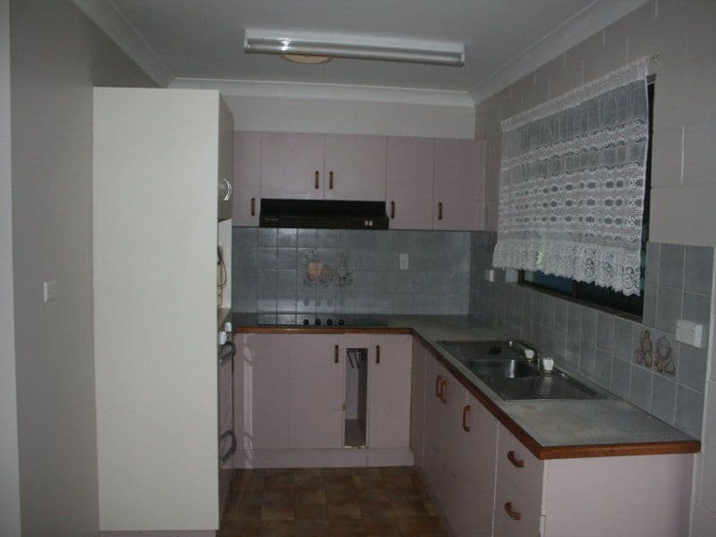 90 Mystic Avenue, BALGAL BEACH QLD 4816, Balgal Beach - Thumbnail 3