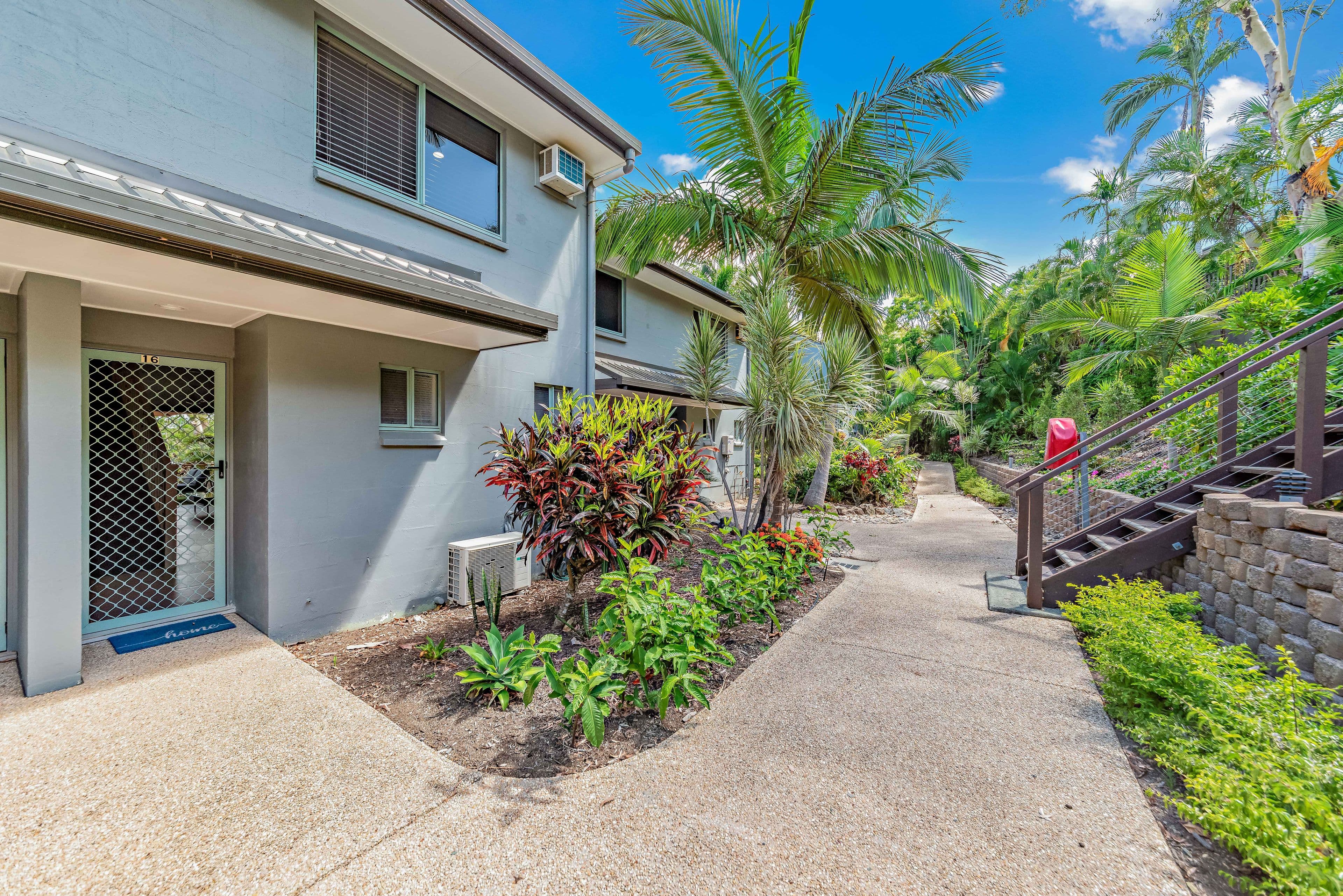 Sunset Waters 16/3 Banksia Court, Hamilton Island QLD 4803, Hamilton Island - Thumbnail 2