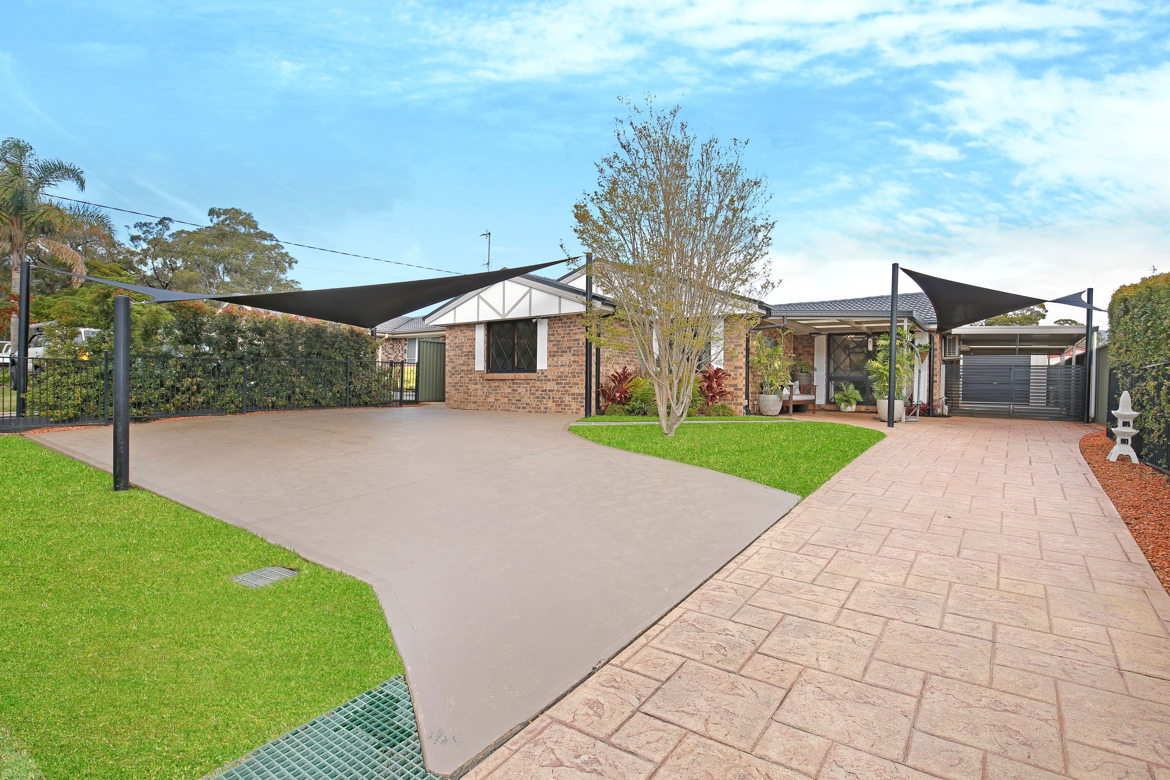 8 Penrose Drive, Avondale - Image 1