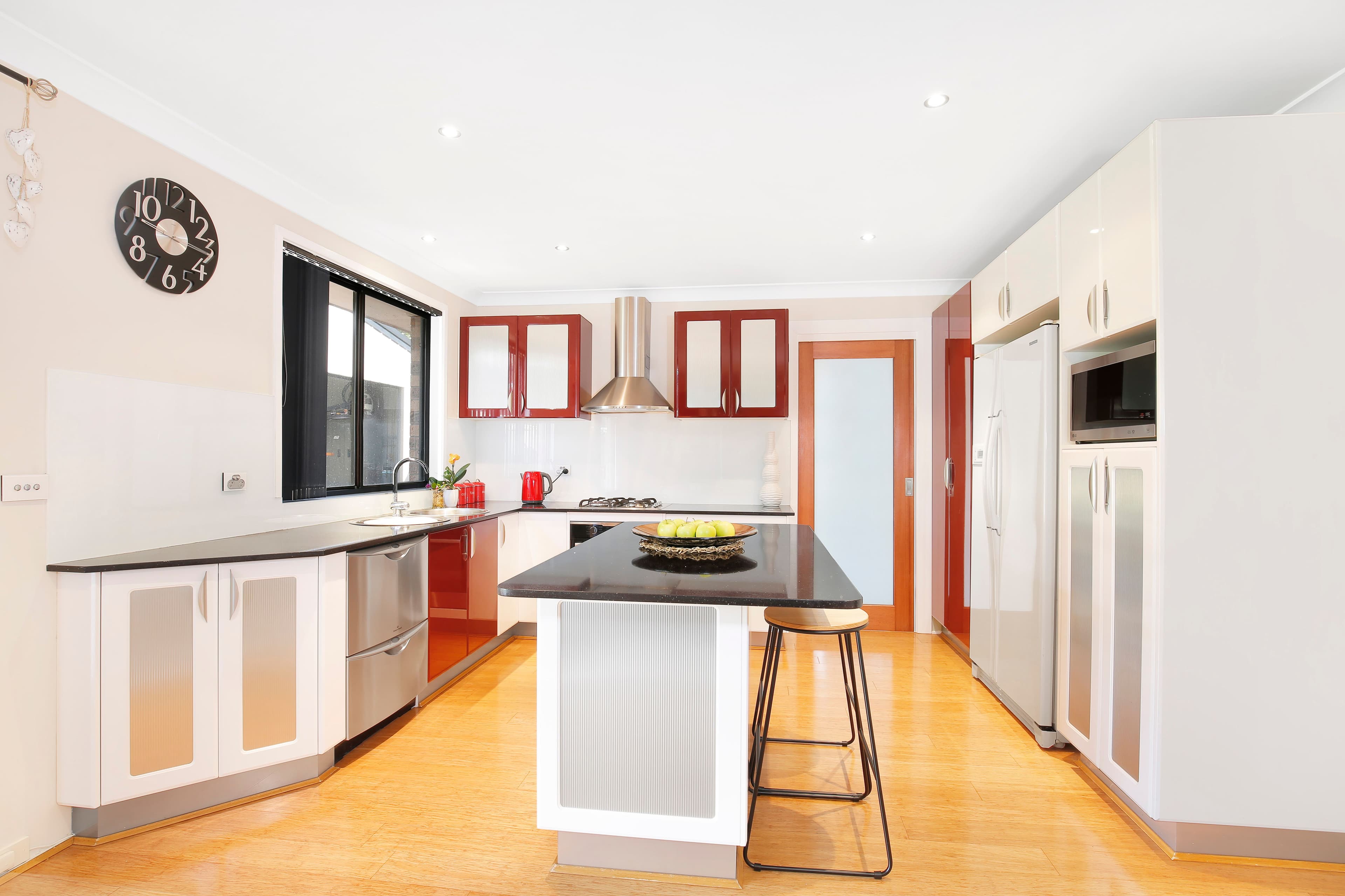 8 Penrose Drive, Avondale - Thumbnail 2