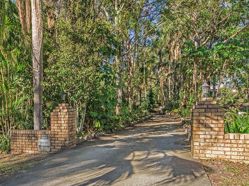 32 Ruth Terrace, Oxenford QLD 4210, Oxenford - Thumbnail 4