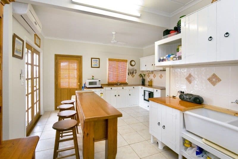 8 King Street, THE RANGE QLD 4700, The Range - Thumbnail 6