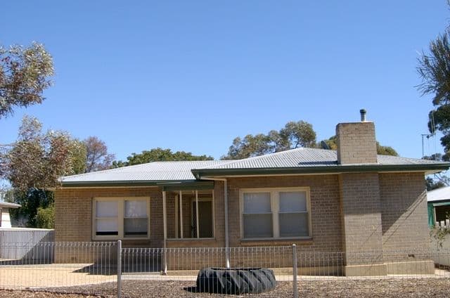 16 Geraldton Street, LOXTON SA 5333, Loxton - Image 1