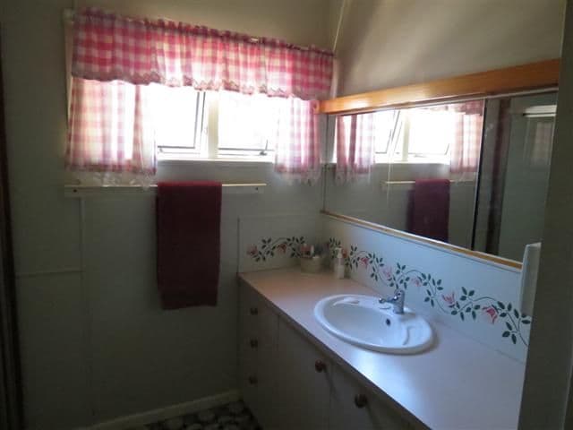 3 Eva Street, ROMA QLD 4455, Roma - Thumbnail 6