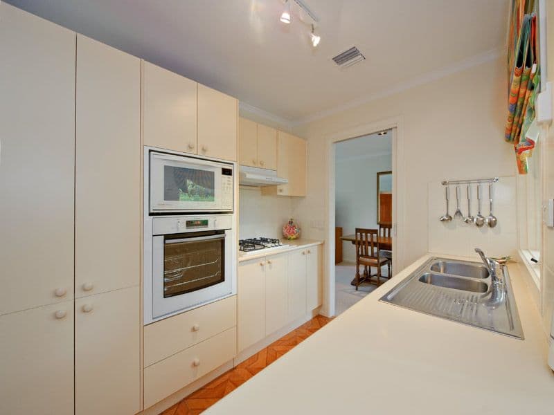 227 Station Street, BOX HILL SOUTH VIC 3128, Box Hill South - Thumbnail 3