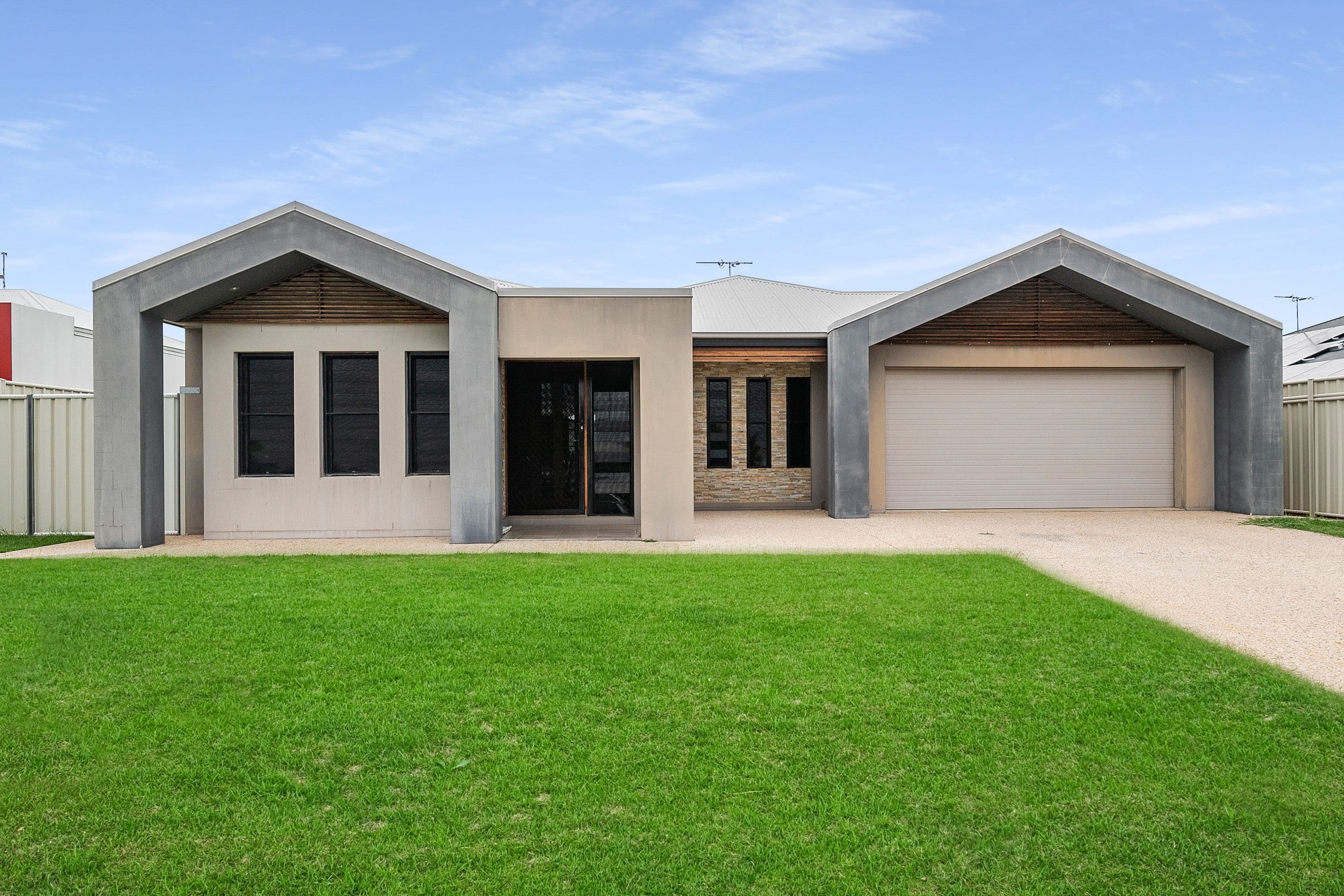 30 Desgrand Street, Emerald QLD 4720, Emerald - Image 1