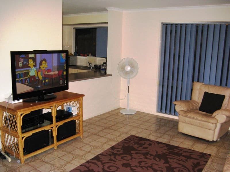 9 Teranna Street, BATTERY HILL QLD 4551, Battery Hill - Thumbnail 2