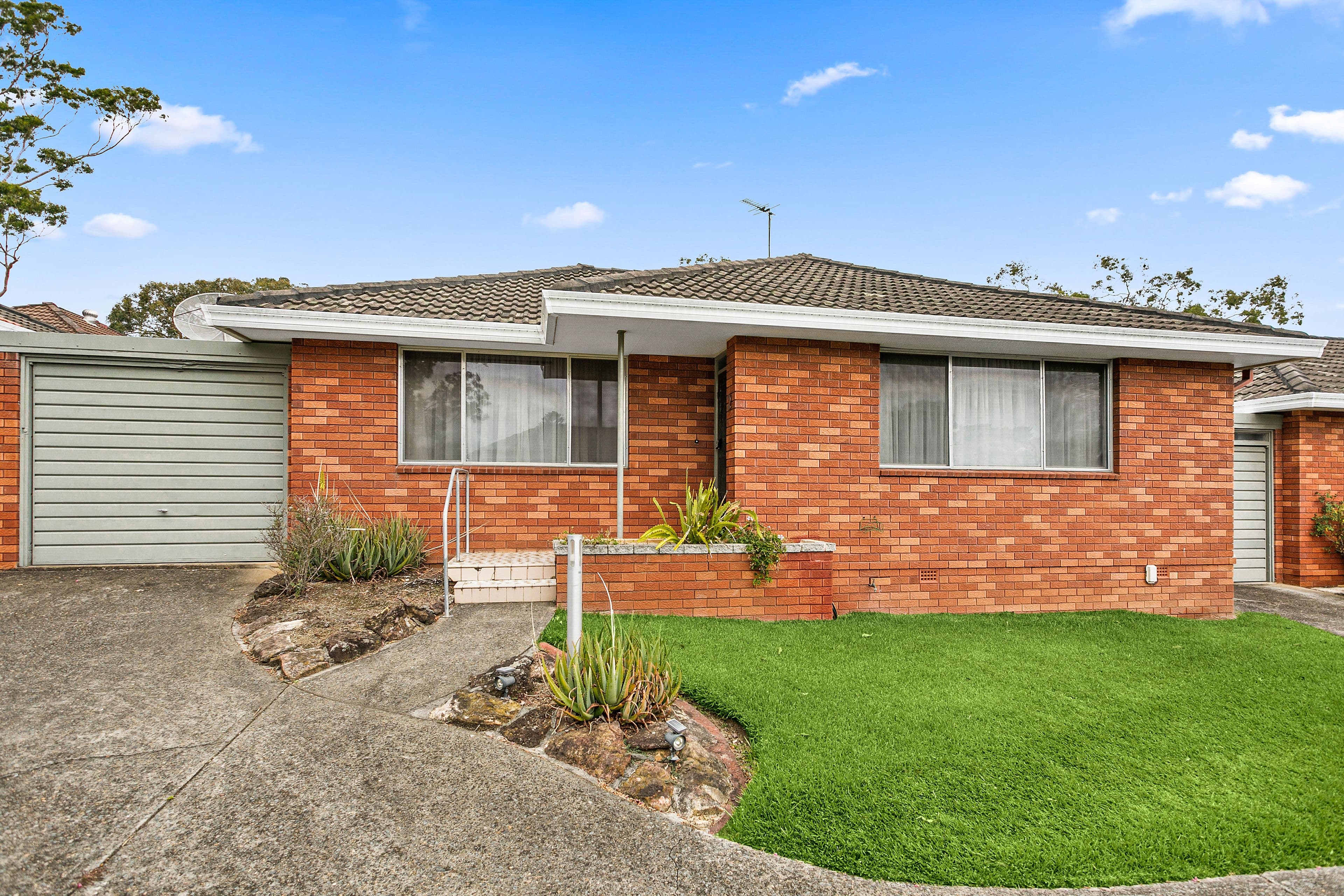 2/39 Mutual Road, Mortdale NSW 2223, Mortdale - Image 1