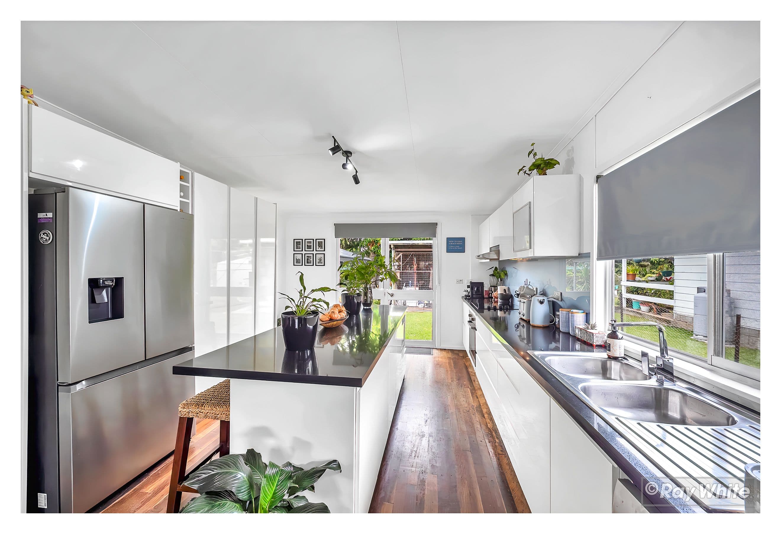8 Meadow Street, Keppel Sands QLD 4702, Keppel Sands - Thumbnail 5