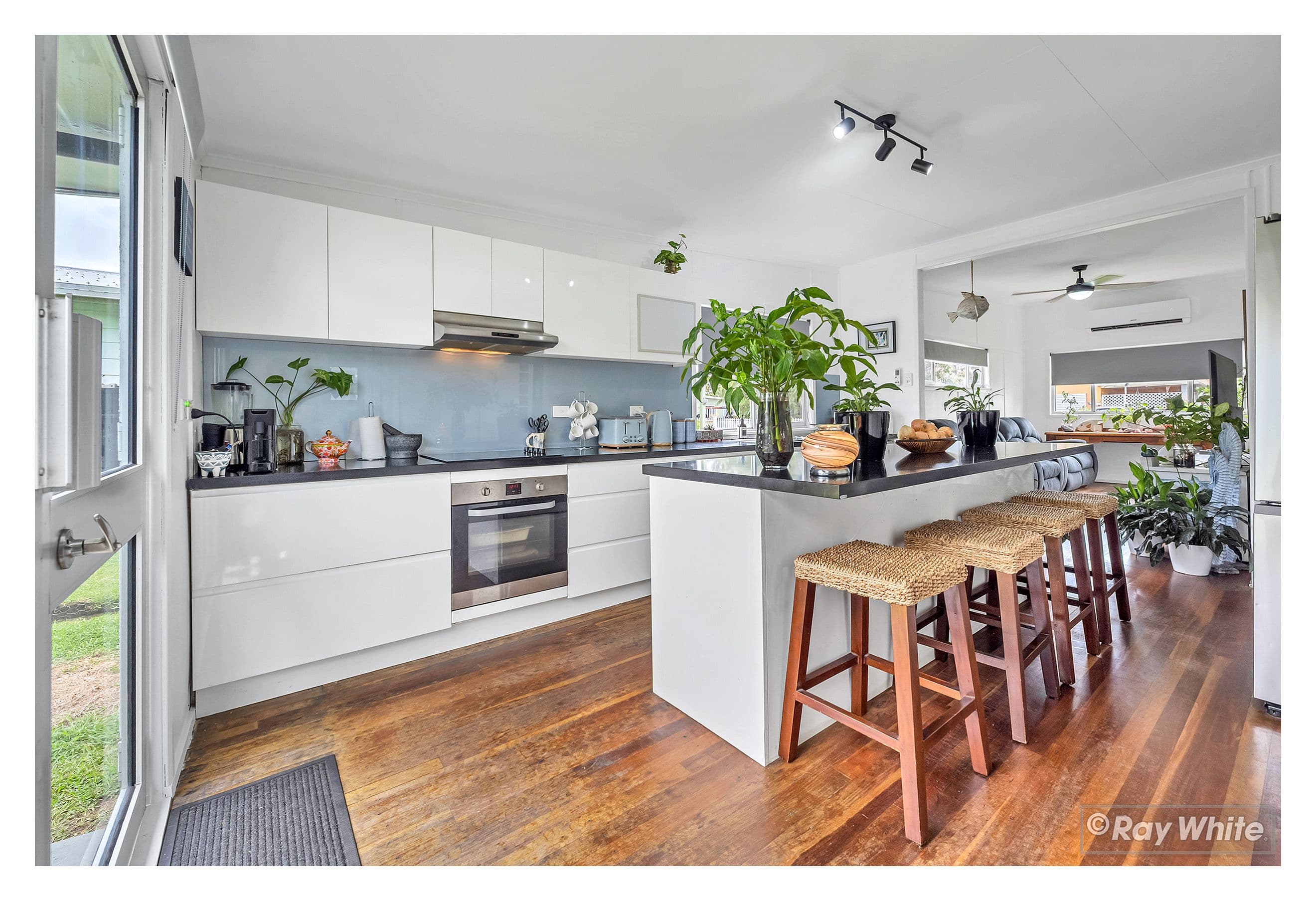 8 Meadow Street, Keppel Sands QLD 4702, Keppel Sands - Thumbnail 6