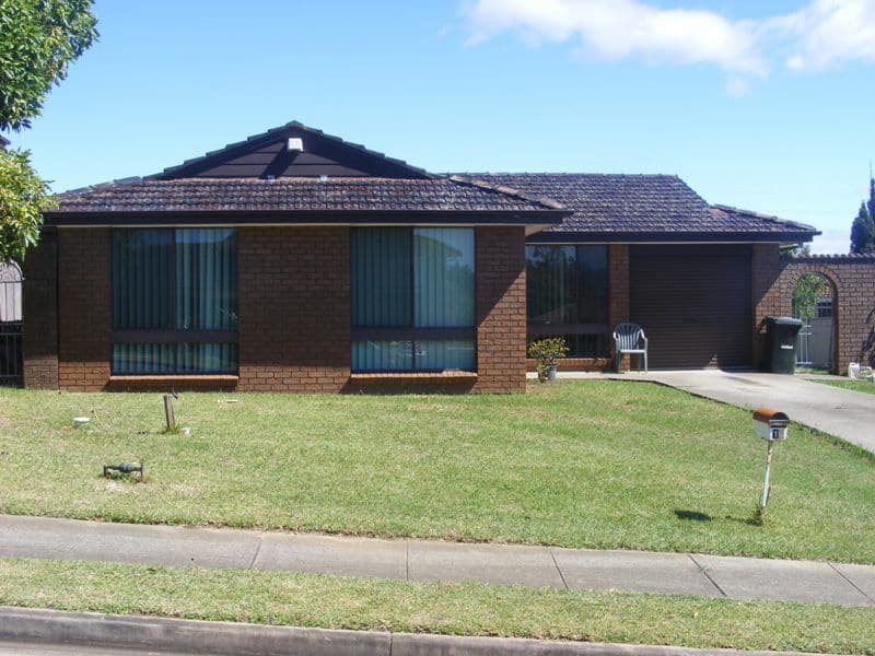 10 Aramon Close, EDENSOR PARK NSW 2176, Edensor Park - Image 1