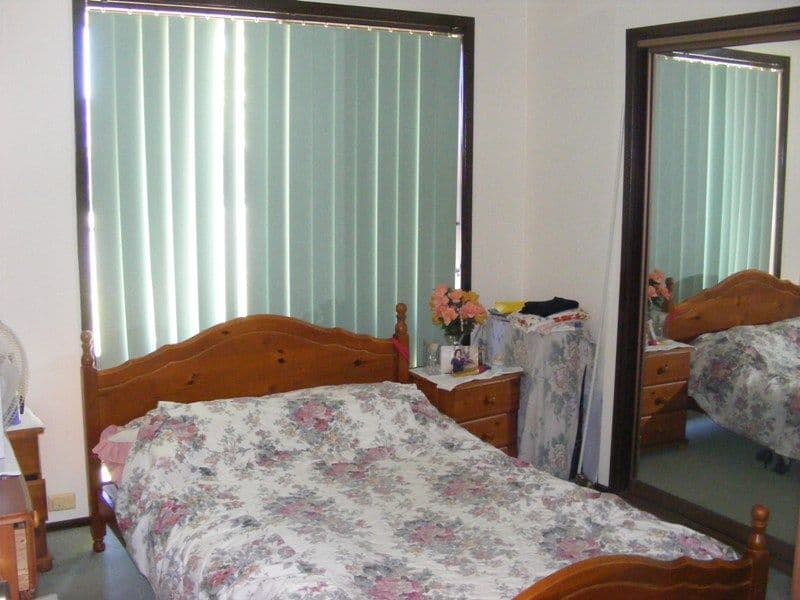 10 Aramon Close, EDENSOR PARK NSW 2176, Edensor Park - Thumbnail 5