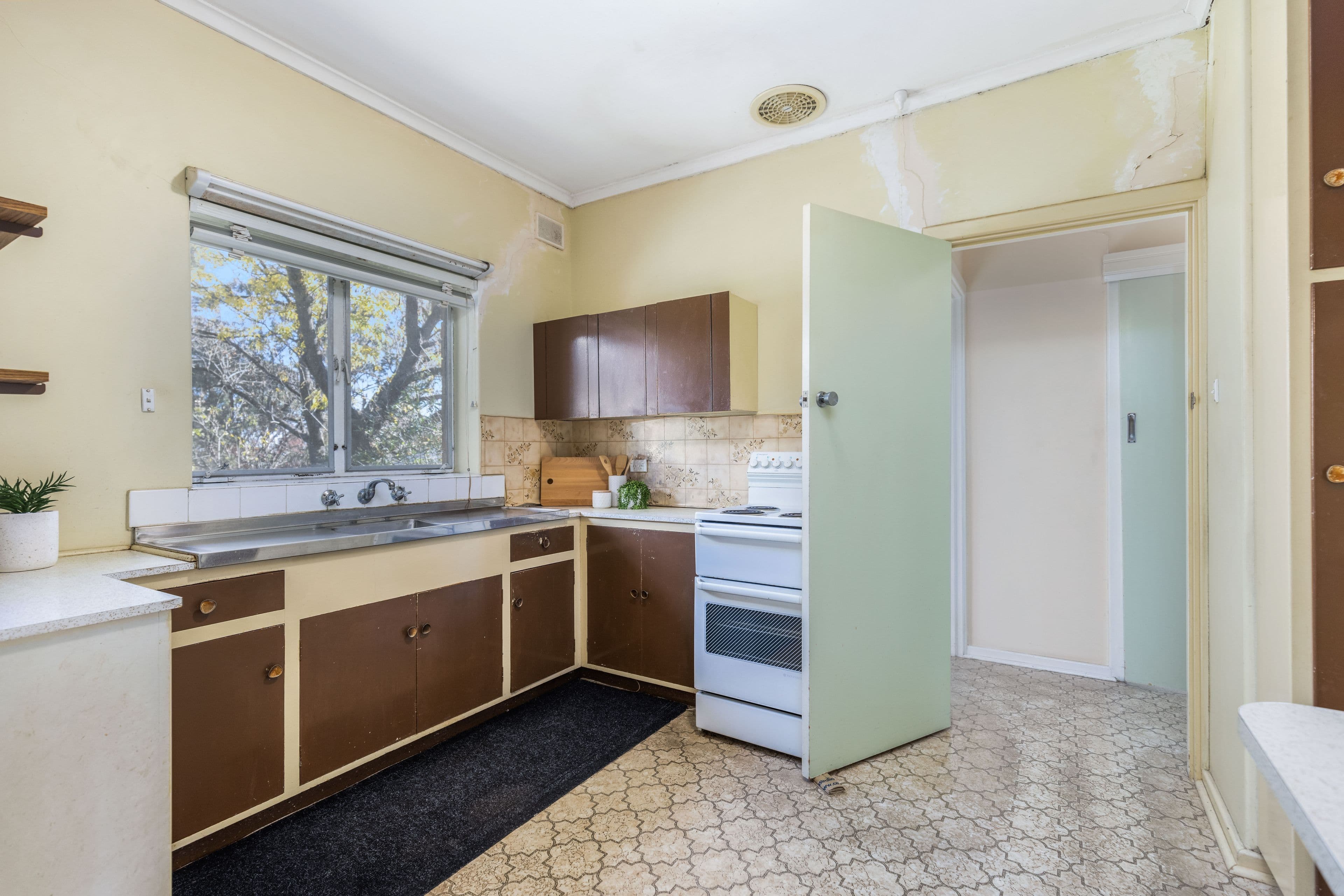 1 Parham Road, Eden Hills SA 5050, Eden Hills - Thumbnail 5