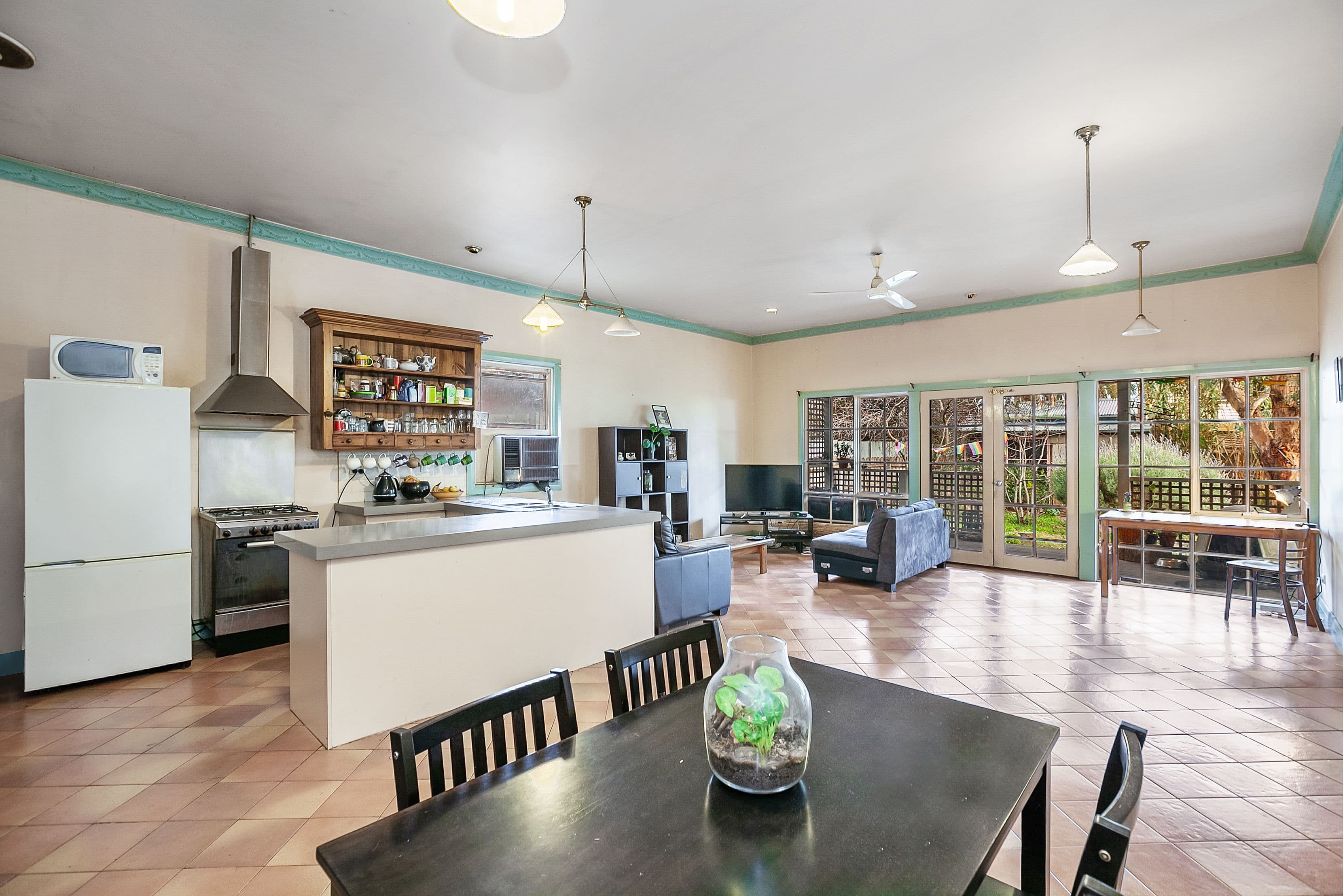 11 Larne Grove, Preston VIC 3072, Preston - Thumbnail 4