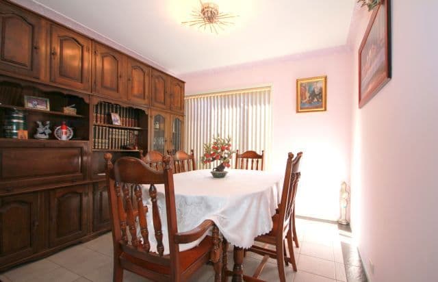 18 Keswick Street, GEORGES HALL NSW 2198, Georges Hall - Thumbnail 2
