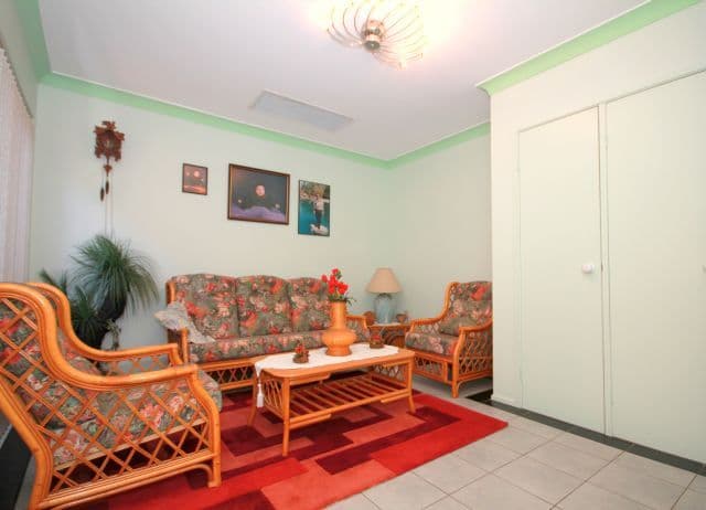 18 Keswick Street, GEORGES HALL NSW 2198, Georges Hall - Thumbnail 5