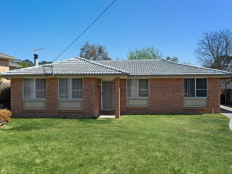 15 Paul Crescent, Moss Vale NSW 2577, Moss Vale - Thumbnail 2