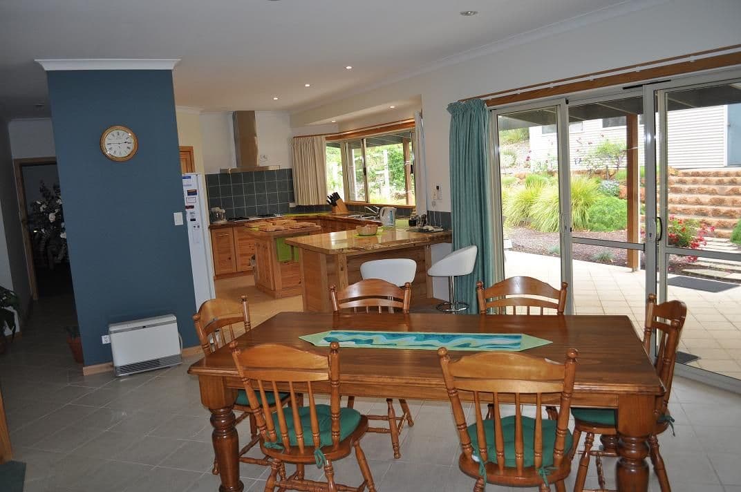 11 Coughlan Grove, DENMARK WA 6333, Denmark - Thumbnail 3