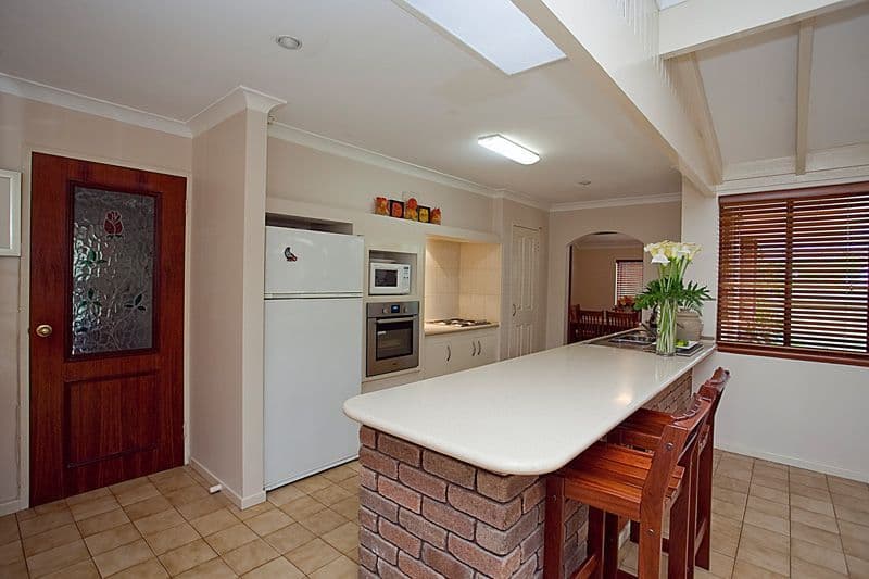 66 Chislehurst Road, LESMURDIE WA 6076, Lesmurdie - Thumbnail 4
