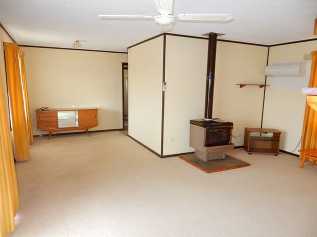 3 Emeu Street, Port Clinton SA 5570, Clinton - Thumbnail 3