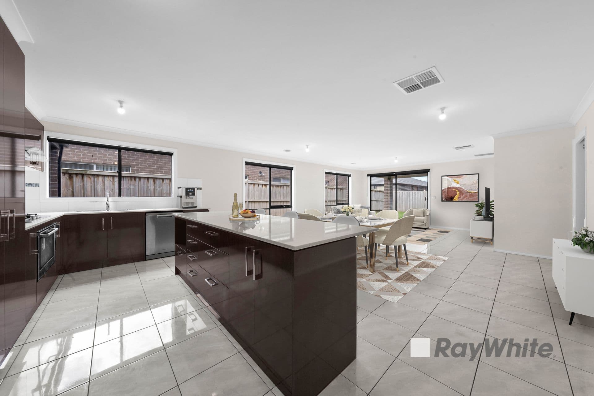 35 Leafy Circuit, Cranbourne East VIC 3977, Cranbourne East - Thumbnail 4