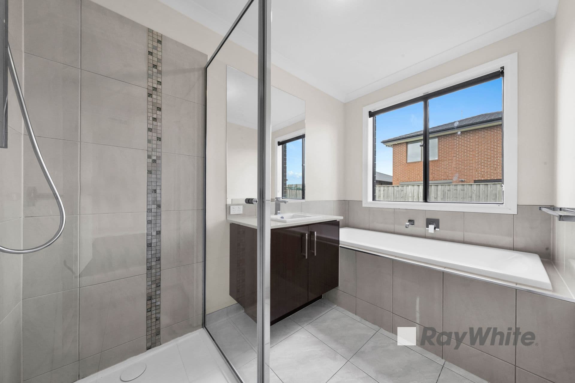 35 Leafy Circuit, Cranbourne East VIC 3977, Cranbourne East - Thumbnail 8