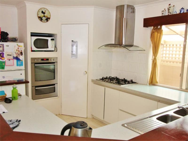 57 Flemington Crescent, Werribee - Thumbnail 2