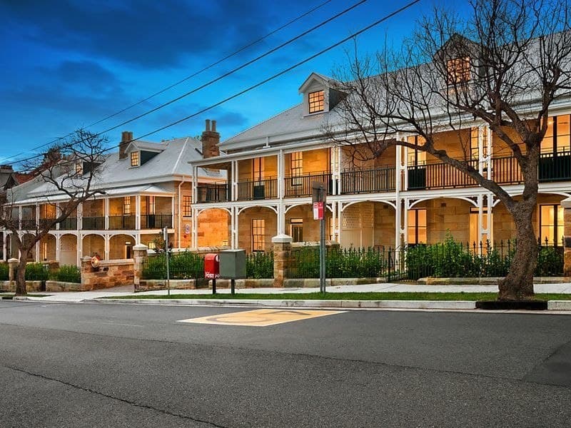 9/34 Union Street, McMahons Point - Image 1
