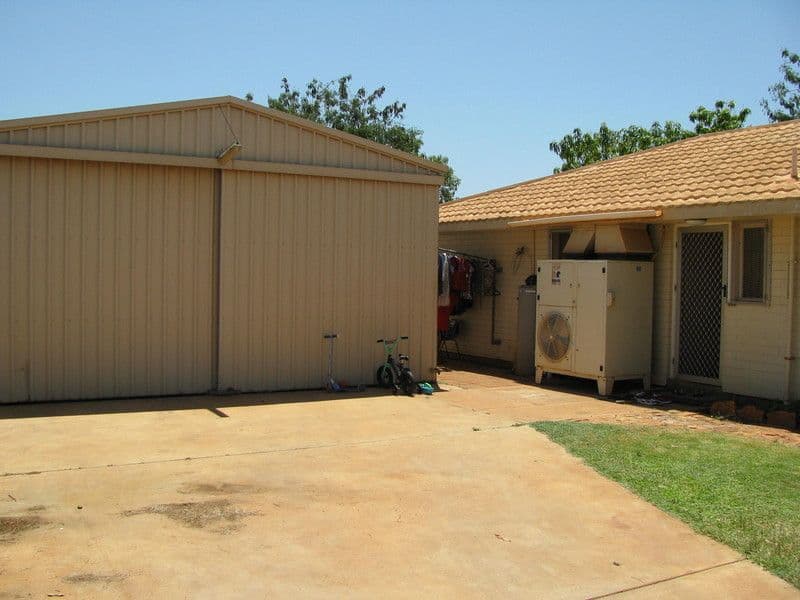 18 Bottlebrush Crescent, SOUTH HEDLAND WA 6722, South Hedland - Thumbnail 3