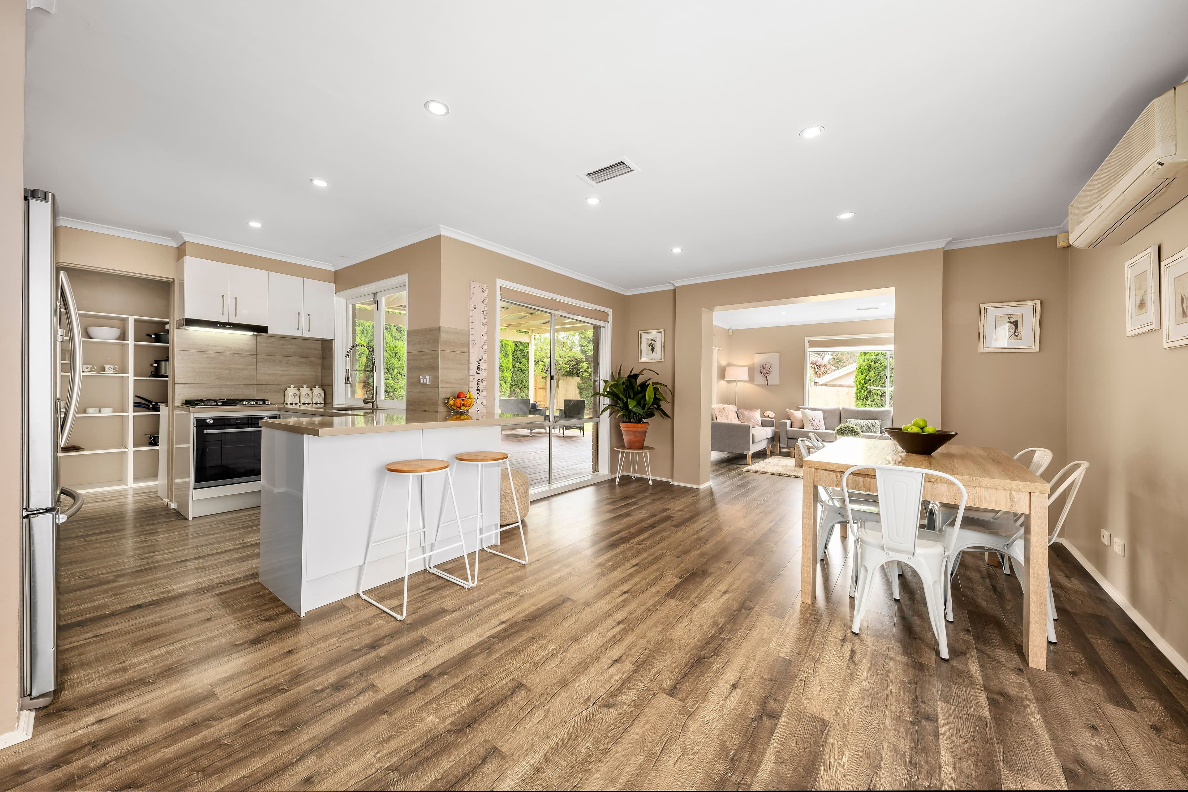 12 Wyndham Place, Rowville VIC 3178, Rowville - Thumbnail 2