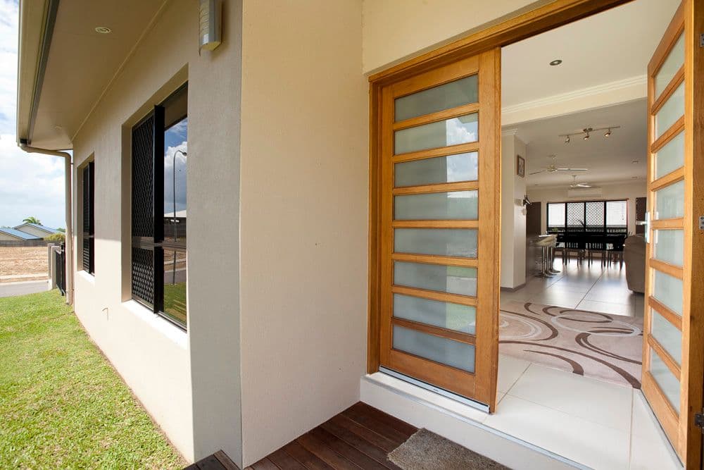 51 Timbury Way, MOUNT LOUISA QLD 4814, Mount Louisa - Thumbnail 3