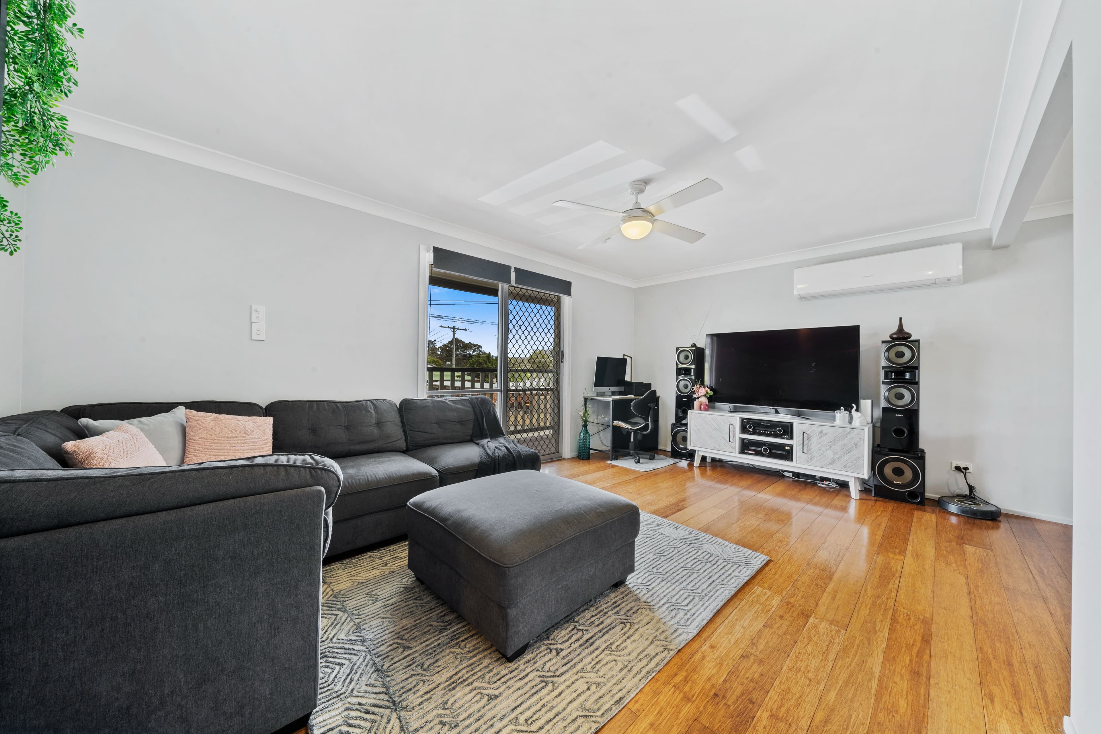 23 Catherine Street, Beenleigh QLD 4207, Beenleigh - Thumbnail 2