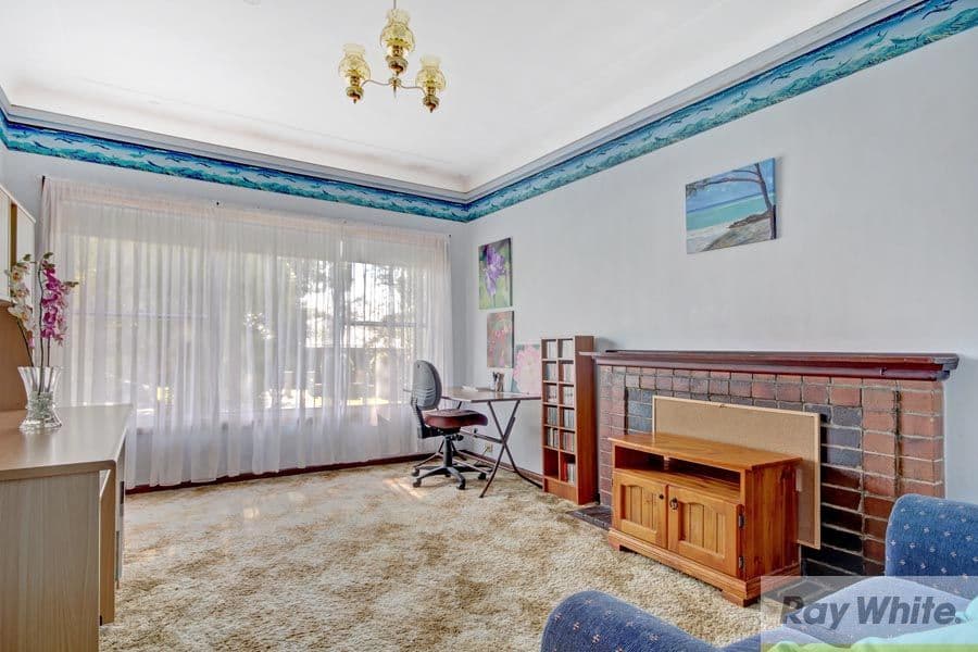 9 Rayment Avenue, Kingsgrove - Thumbnail 3