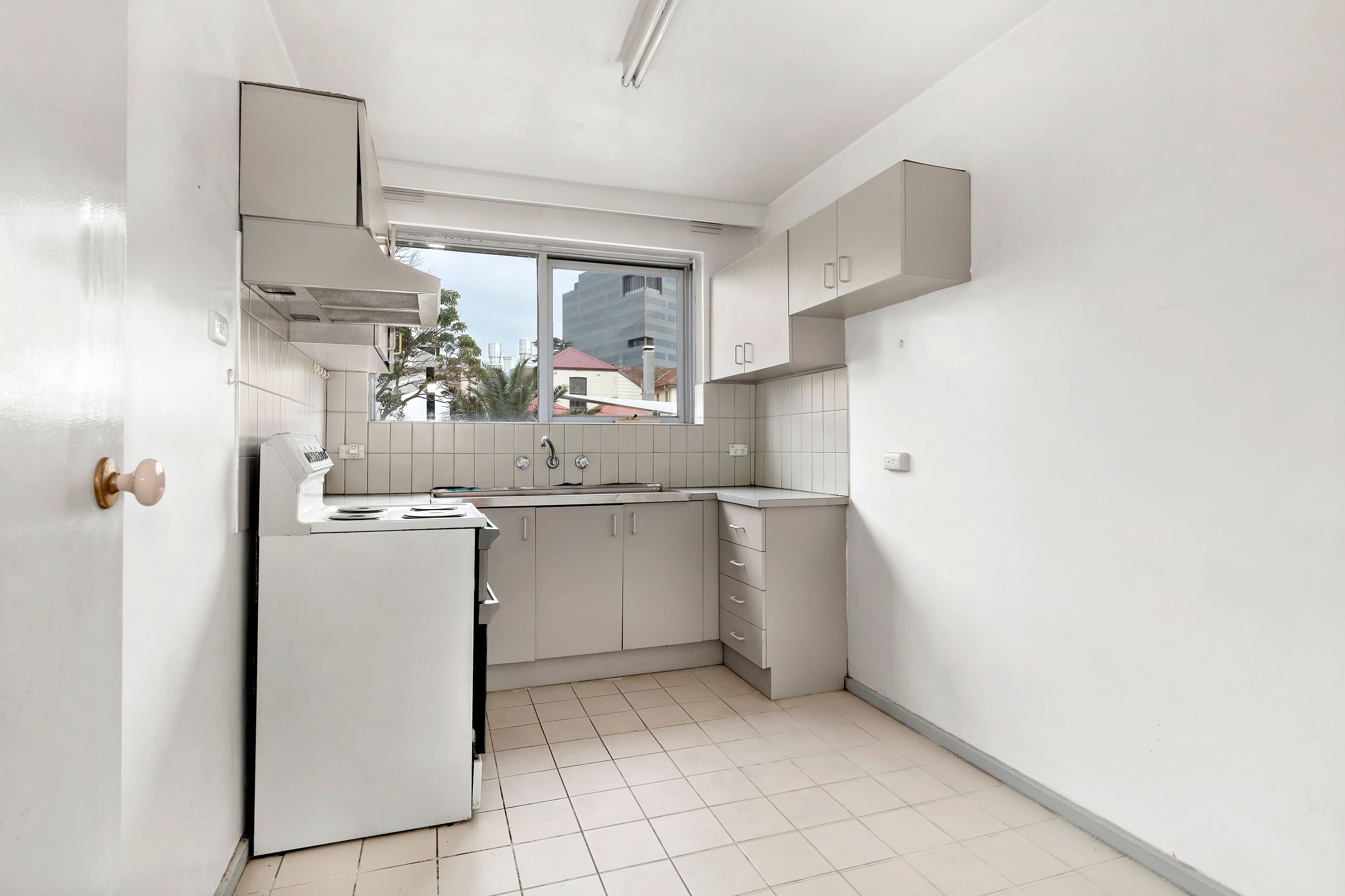 51 Napier Street, Footscray VIC 3011, Footscray - Thumbnail 3