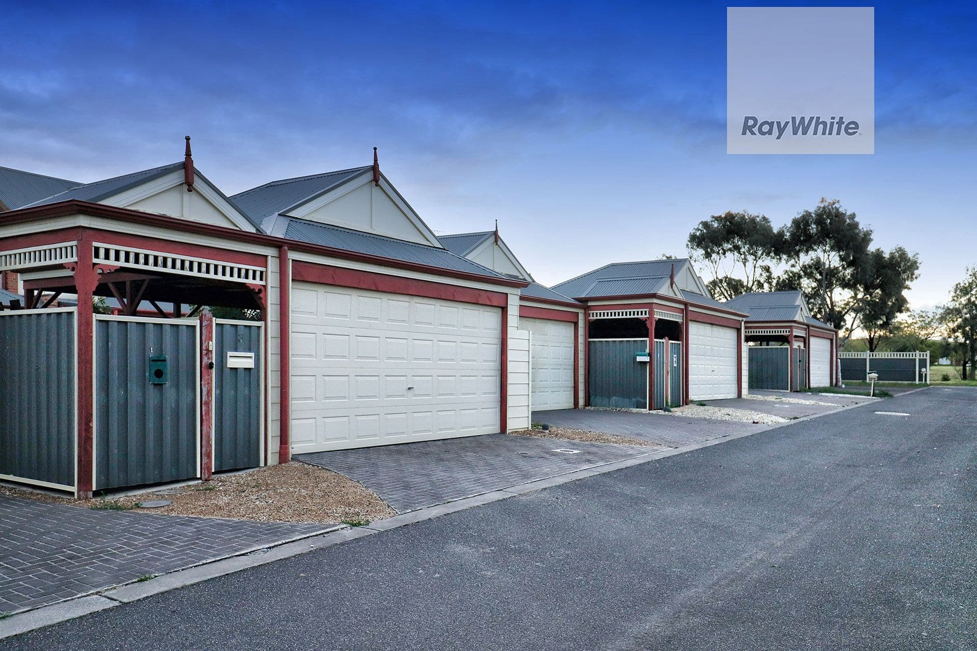 3 Meadowbank Lane, Craigieburn VIC 3064, Craigieburn - Thumbnail 4