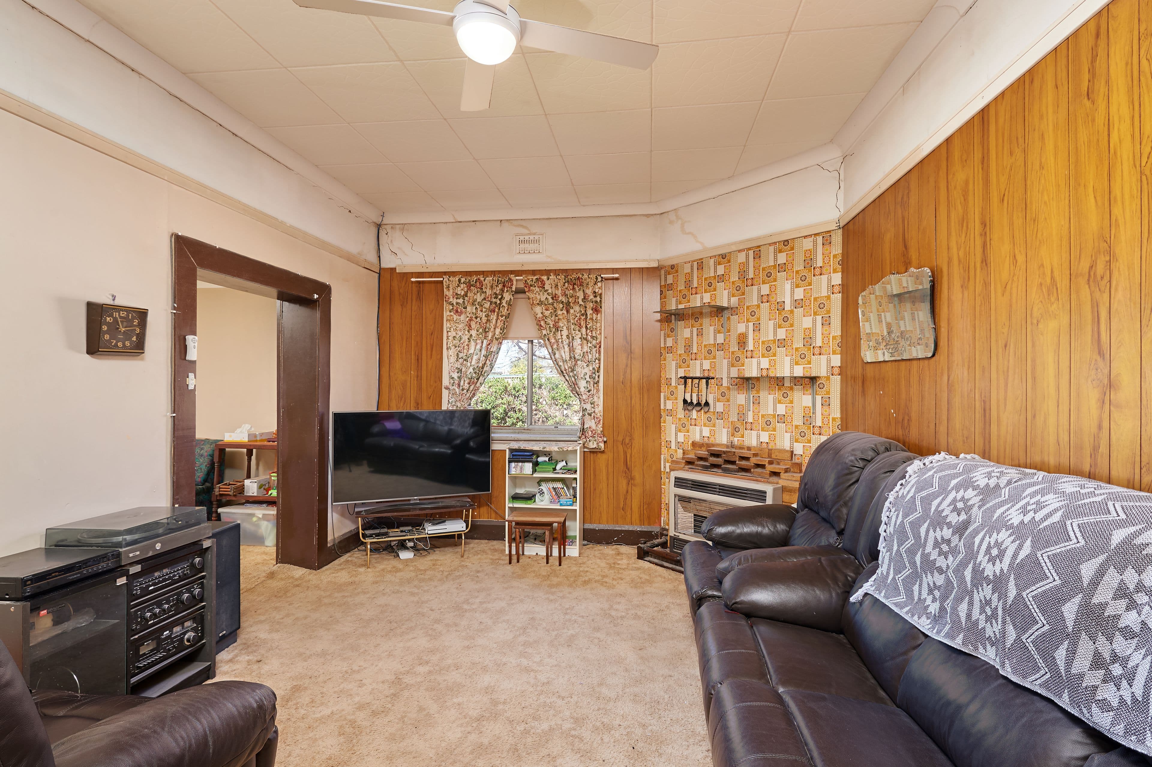 98 Main Street, Junee - Thumbnail 2