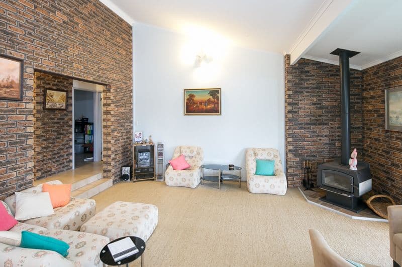 16 Marco Polo Place, Hollywell QLD 4216, Hollywell - Thumbnail 4