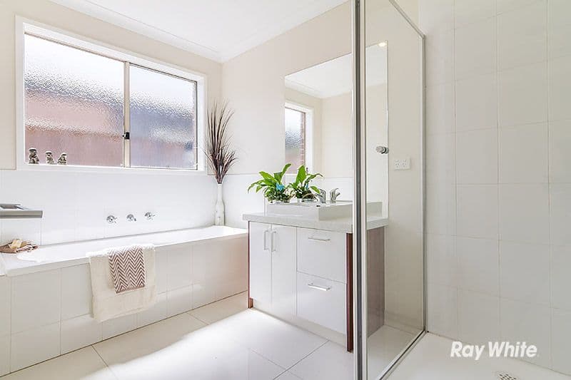 86 Mountainview Boulevard, Cranbourne North VIC 3977, Cranbourne North - Thumbnail 7