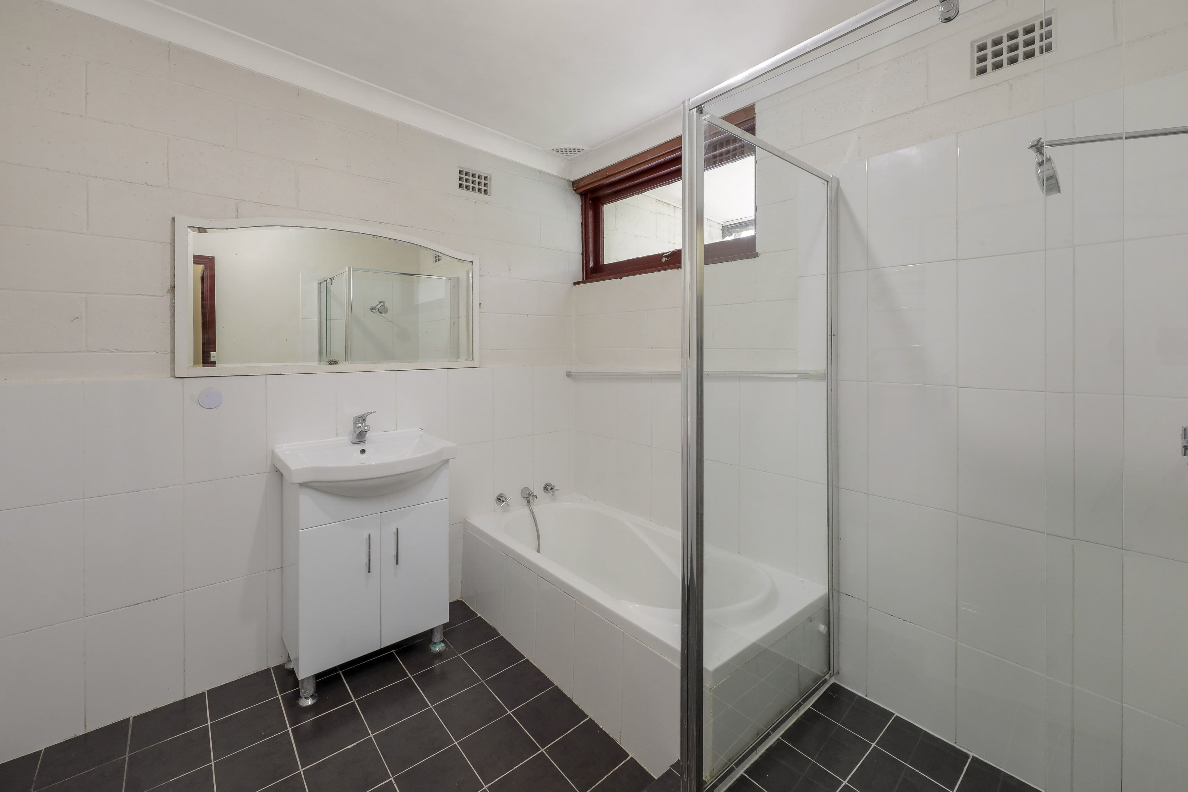 23 Elwin Street, Peakhurst NSW 2210, Peakhurst - Thumbnail 4