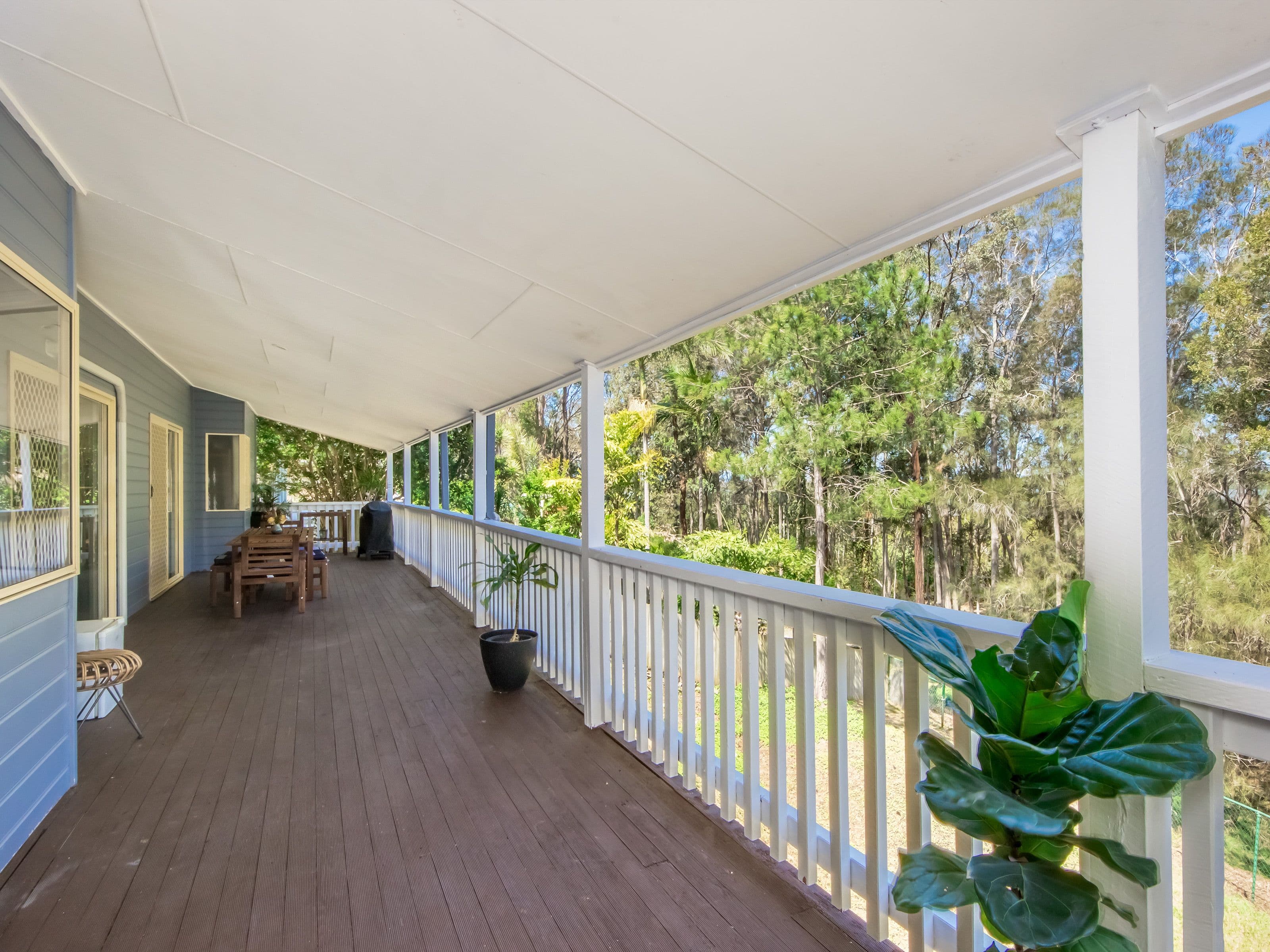 9 Boreen Court, Helensvale QLD 4212, Helensvale - Thumbnail 2