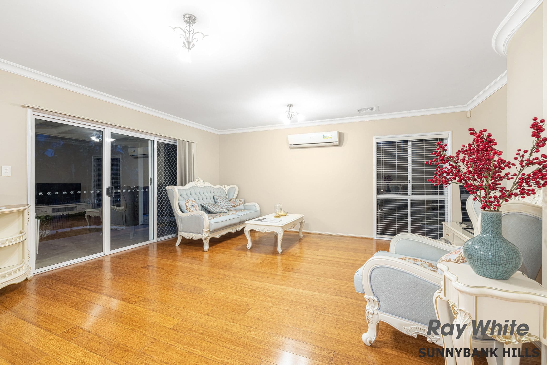 11 Mayfair Place, Stretton QLD 4116, Stretton - Thumbnail 8