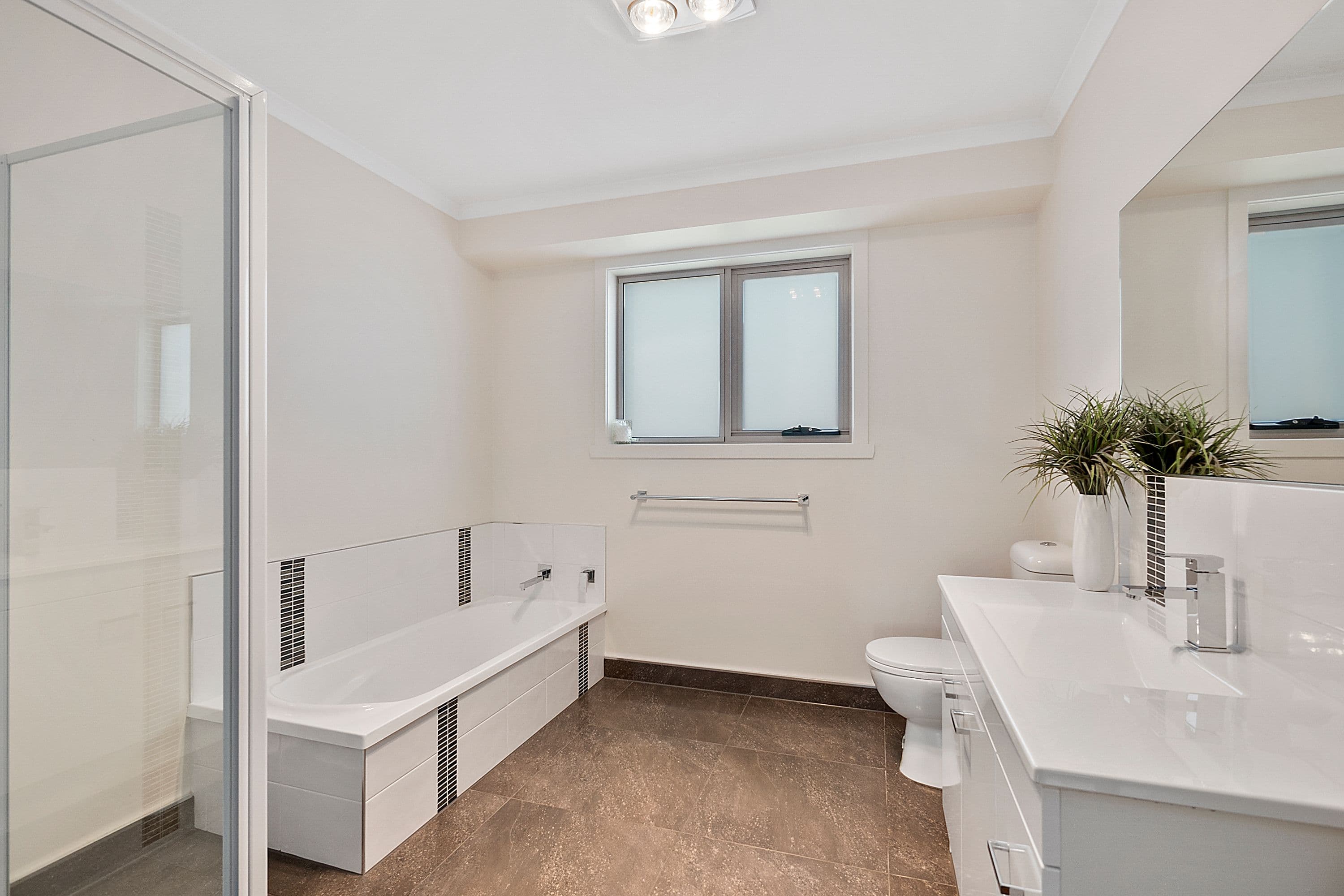 4 Roxy Place, Mornington TAS 7018, Mornington - Thumbnail 7